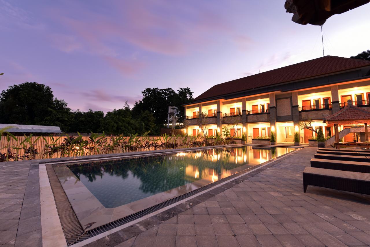 Le Lima Hotell Kuta Lombok Eksteriør bilde